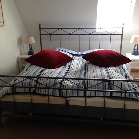 Lichtis Hues Daire *